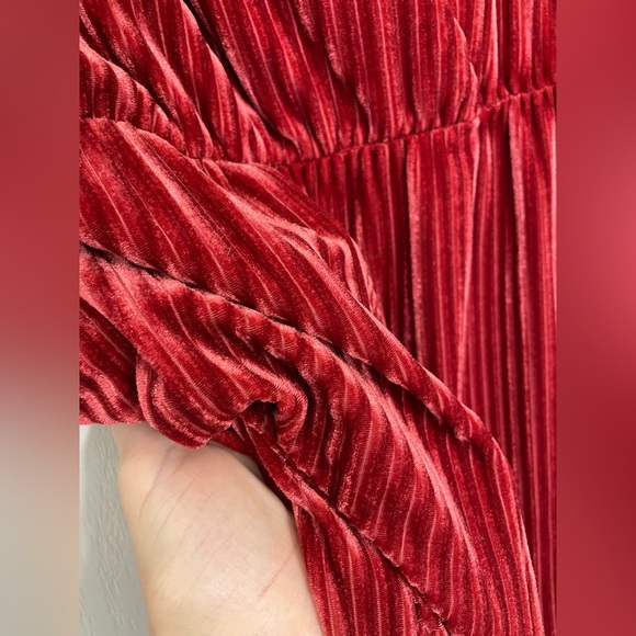 Ali & Jay velvet jumpsuit Samantha size M brick red Anthropologie - Picture 7 of 11